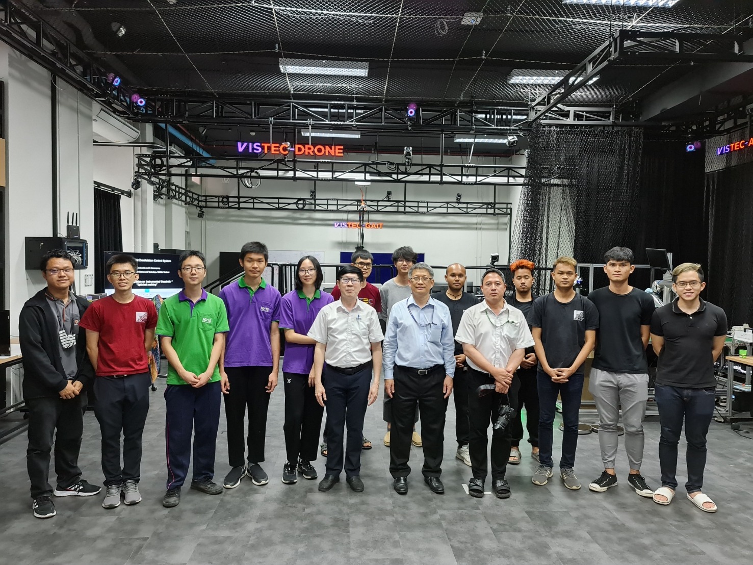 KVIS visits BRAIN Lab