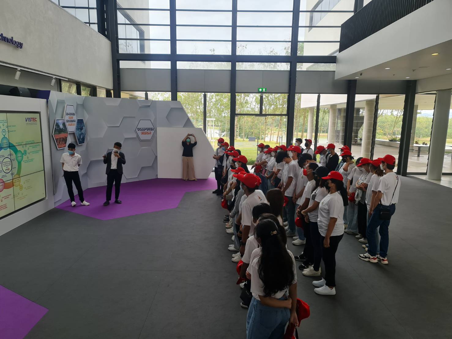 A visit from students and staffs of Aviation Service Industry program, Rajamangala University of Technology Thanyaburi (RMUTT)