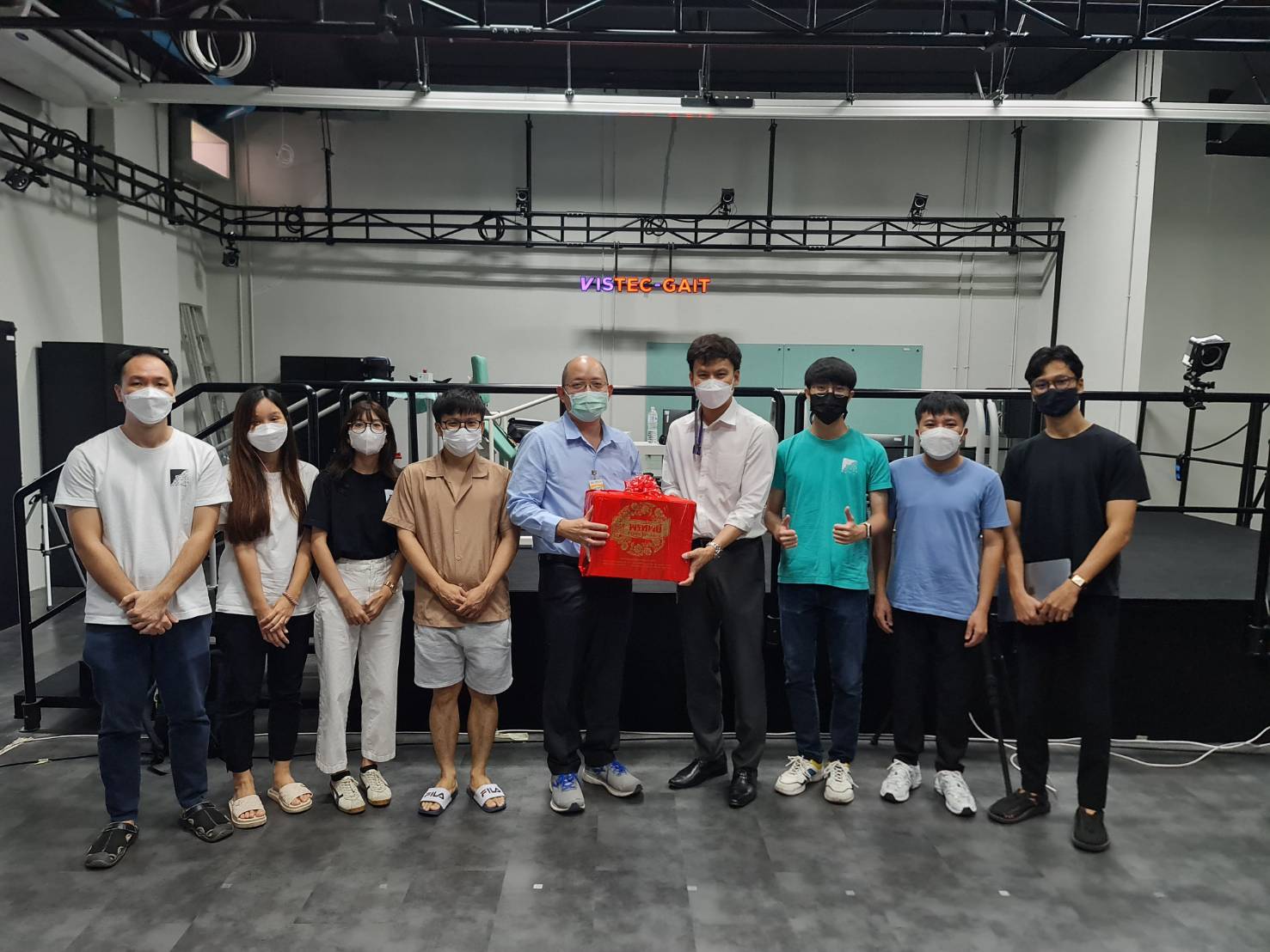 Exchange knowledge by Dr. Gun